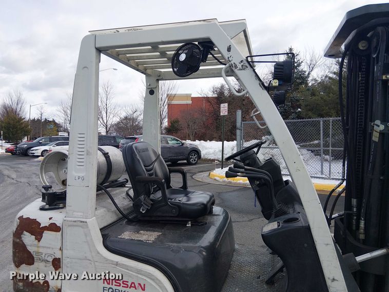 image for item NC9764 2015 Nissan PF50 forklift