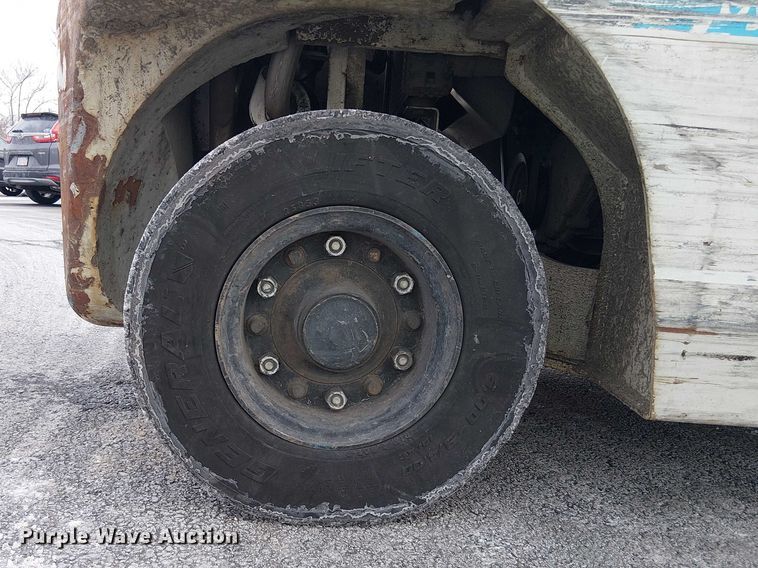 image for item NC9764 2015 Nissan PF50 forklift