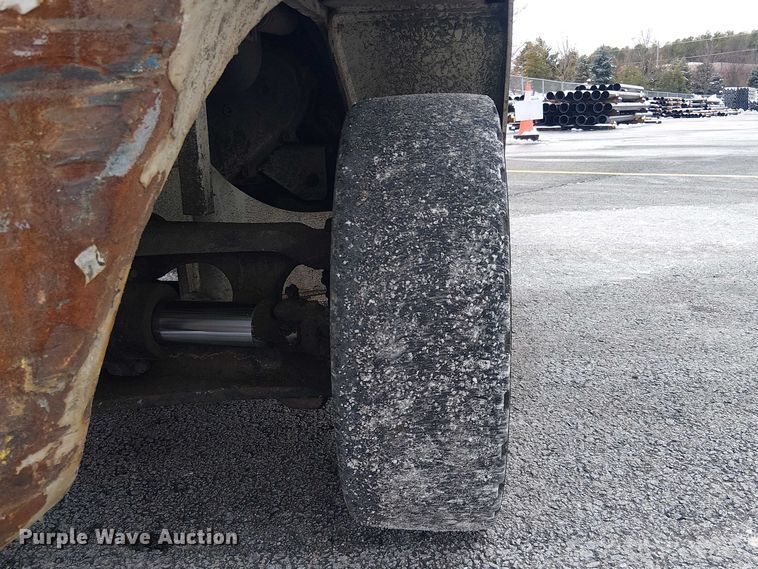 image for item NC9764 2015 Nissan PF50 forklift