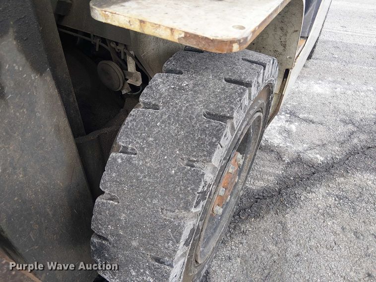 image for item NC9764 2015 Nissan PF50 forklift