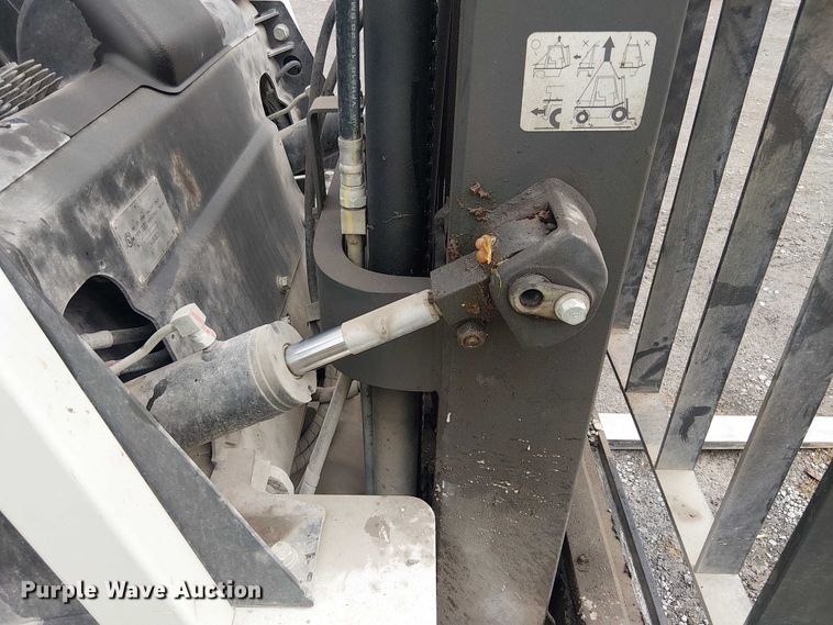 image for item NC9767 2016 UniCarriers PF50 forklift