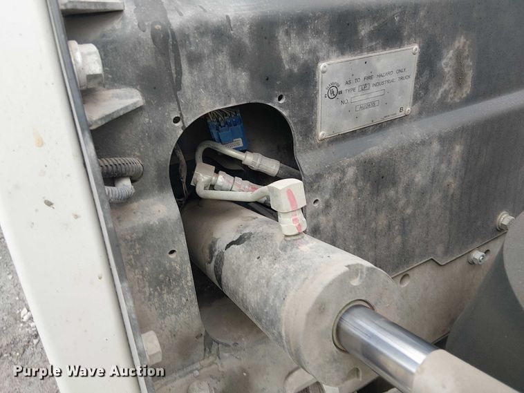 image for item NC9767 2016 UniCarriers PF50 forklift