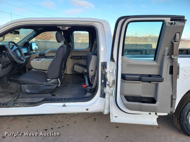 image for item NK9810 2019 Ford F150 Ext. Cab pickup truck