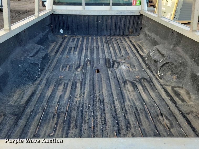 image for item NK9812 2015 Ford F350 pickup truck