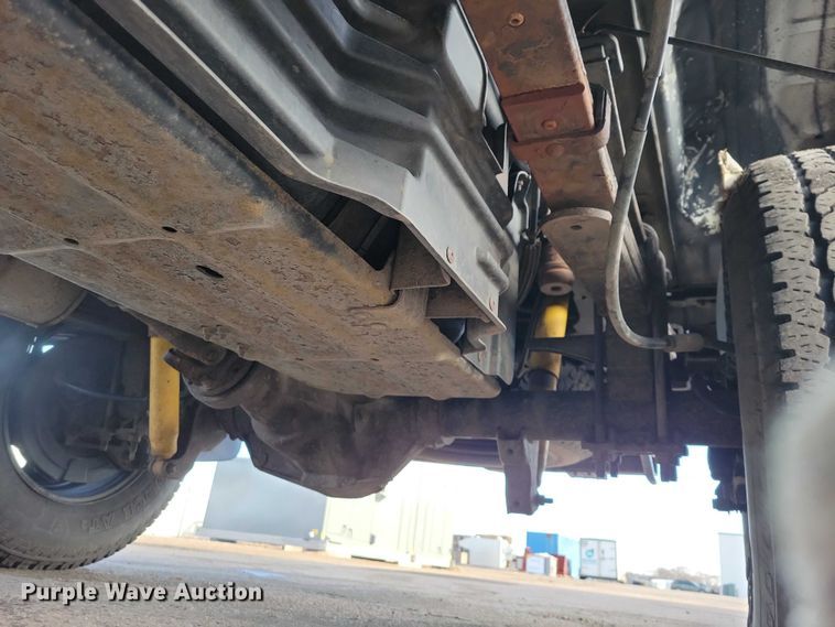 image for item NK9812 2015 Ford F350 pickup truck