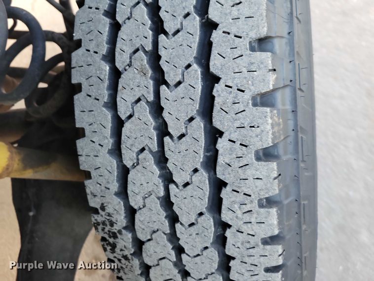 image for item NK9812 2015 Ford F350 pickup truck