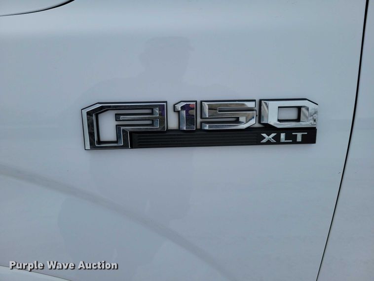 image for item NK9813 2017 Ford F150 Crew Cab pickup truck