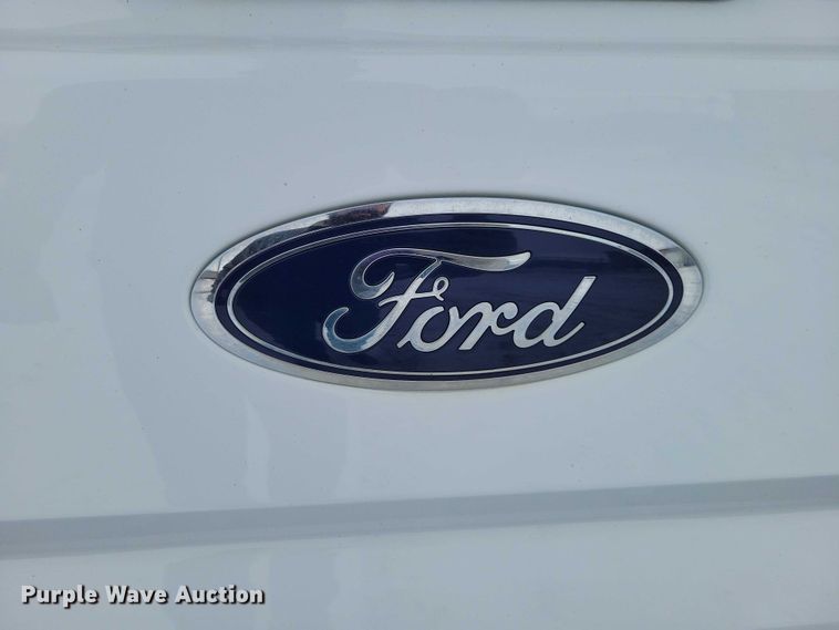 image for item NK9813 2017 Ford F150 Crew Cab pickup truck