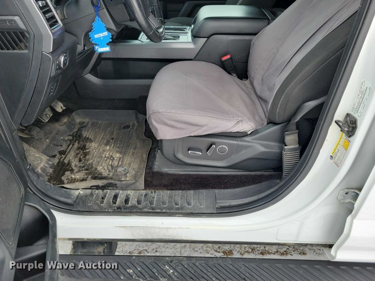 image for item NK9813 2017 Ford F150 Crew Cab pickup truck