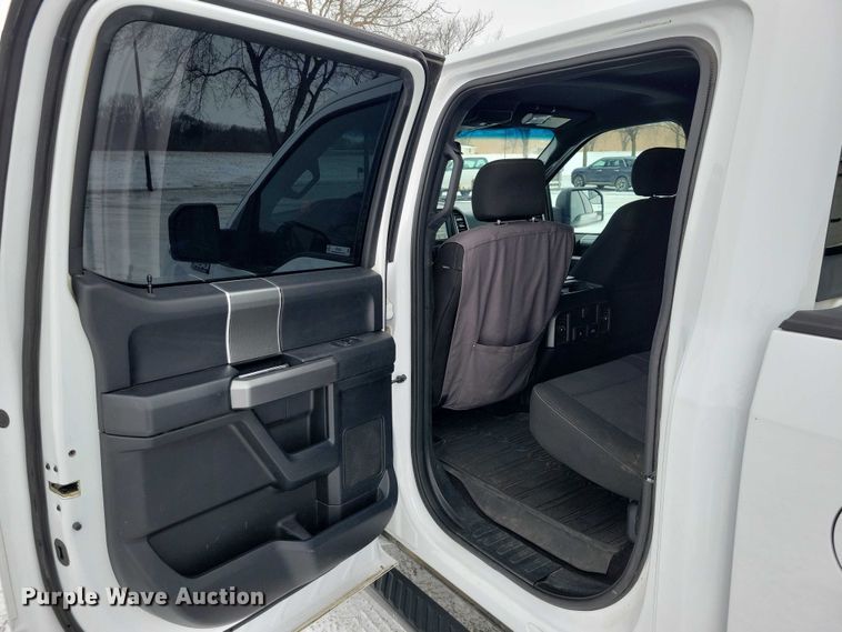 image for item NK9813 2017 Ford F150 Crew Cab pickup truck