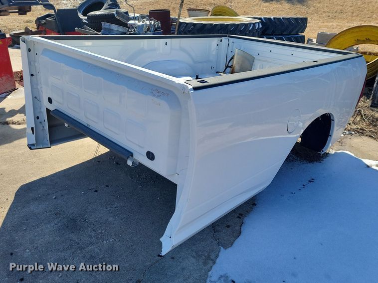 image for item NK9820 Pickup truck bed