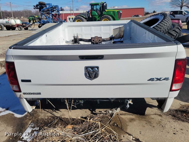 image for item NK9820 Pickup truck bed