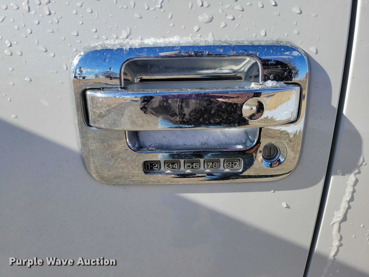 image for item NK9821 2013 Ford F150 Crew Cab pickup truck