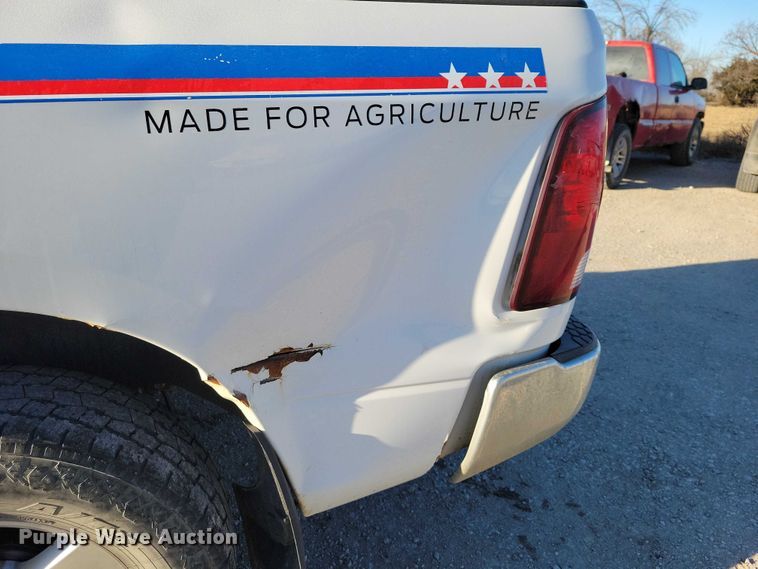 image for item NK9822 2015 Dodge Ram 1500 Ext. Cab pickup truck