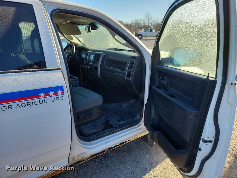 image for item NK9822 2015 Dodge Ram 1500 Ext. Cab pickup truck