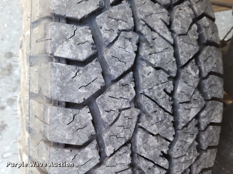 image for item NK9822 2015 Dodge Ram 1500 Ext. Cab pickup truck