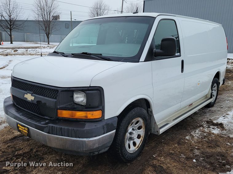 image for item NK9826 2014 Chevrolet  Express  delivery van