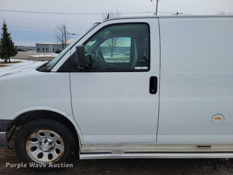 image for item NK9826 2014 Chevrolet  Express  delivery van