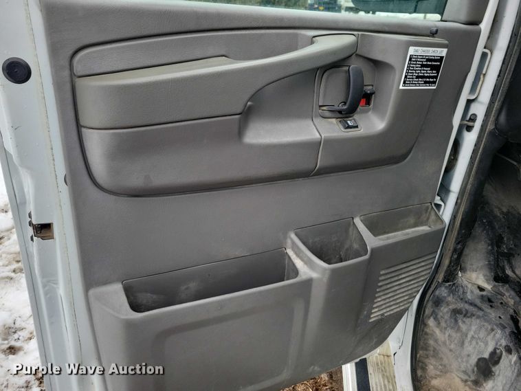 image for item NK9826 2014 Chevrolet  Express  delivery van