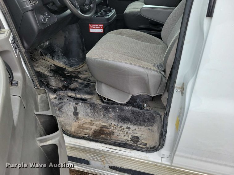 image for item NK9826 2014 Chevrolet  Express  delivery van