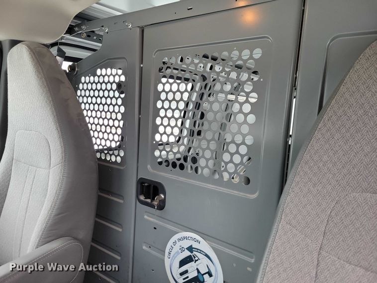 image for item NK9826 2014 Chevrolet  Express  delivery van