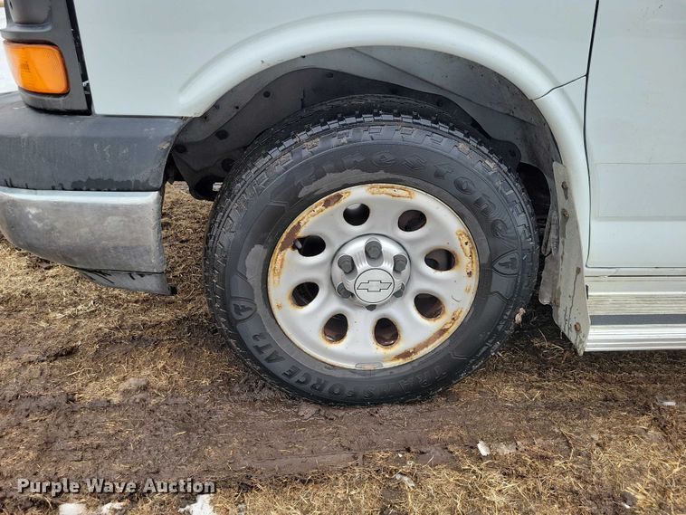 image for item NK9826 2014 Chevrolet  Express  delivery van