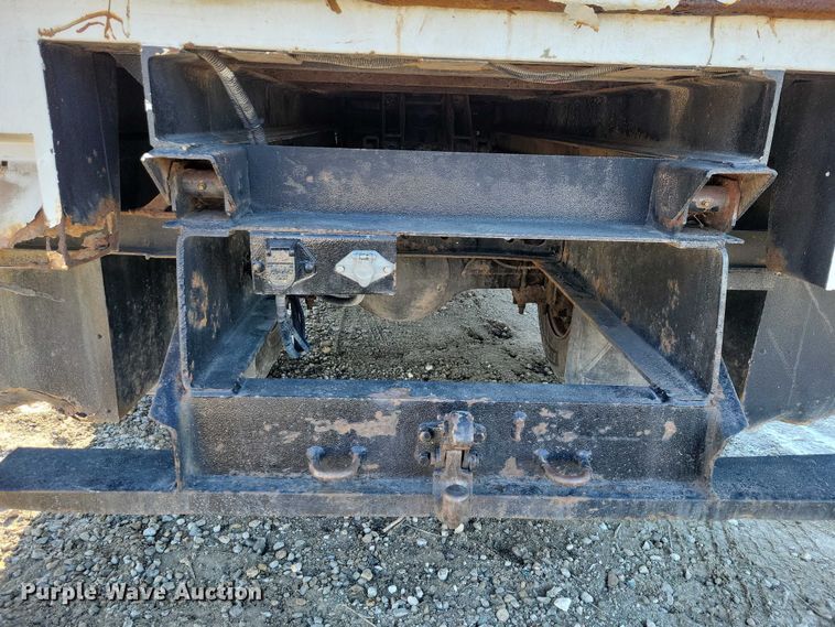 image for item NK9831 2007 Ford F750 forestry bucket truck