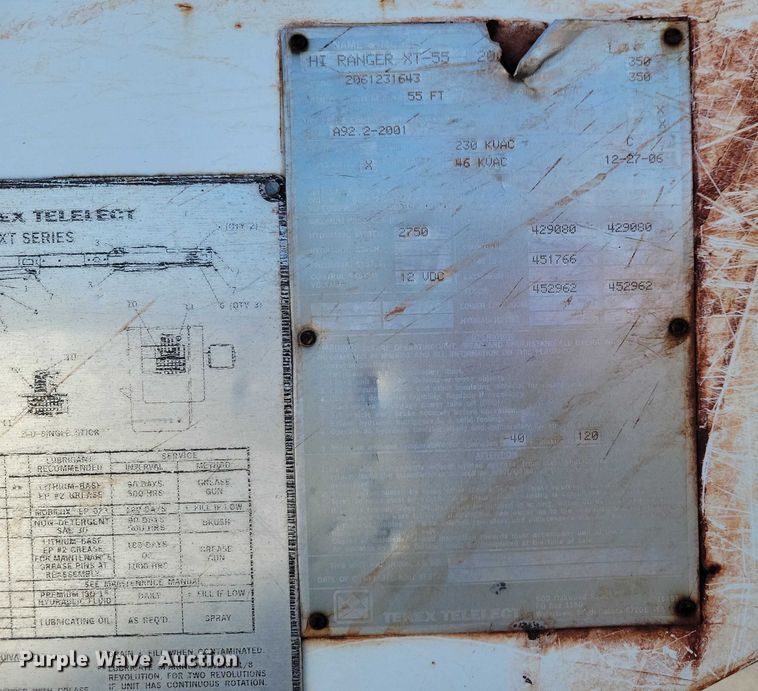 image for item NK9831 2007 Ford F750 forestry bucket truck