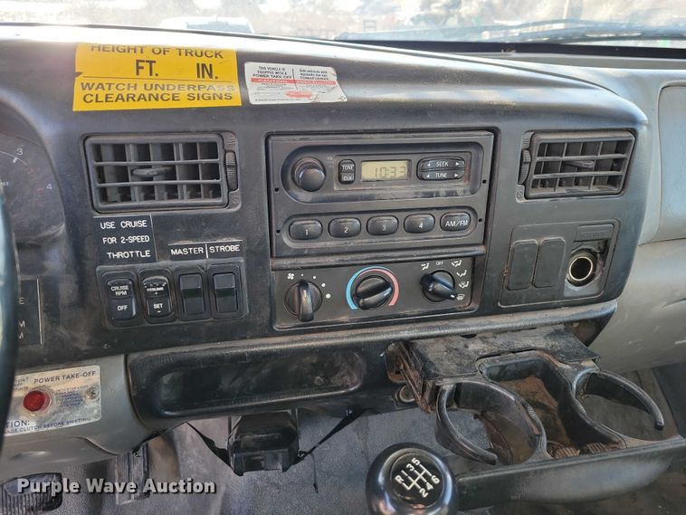 image for item NK9831 2007 Ford F750 forestry bucket truck