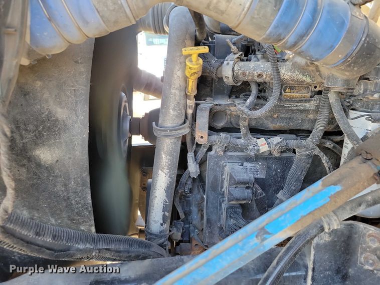 image for item NK9831 2007 Ford F750 forestry bucket truck