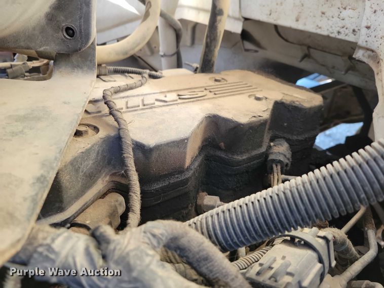 image for item NK9831 2007 Ford F750 forestry bucket truck