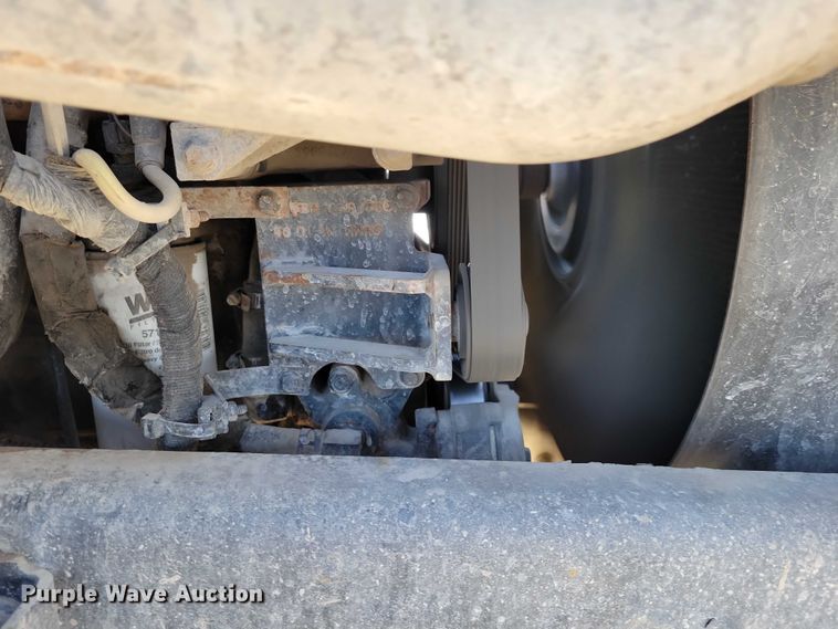 image for item NK9831 2007 Ford F750 forestry bucket truck