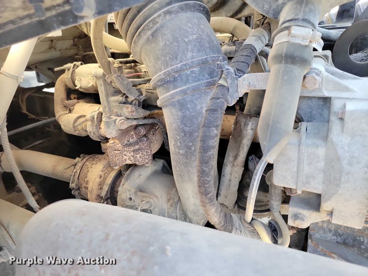 image for item NK9831 2007 Ford F750 forestry bucket truck