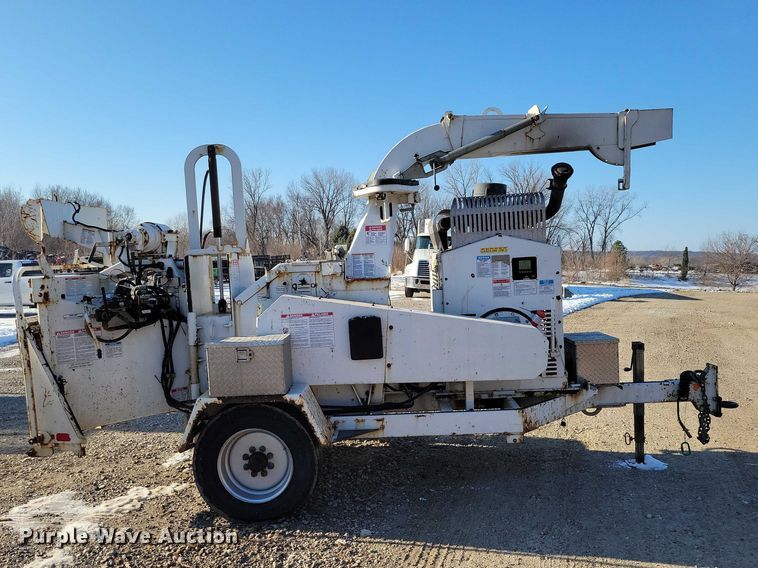 image for item NK9832 2020 Bandit wood chipper