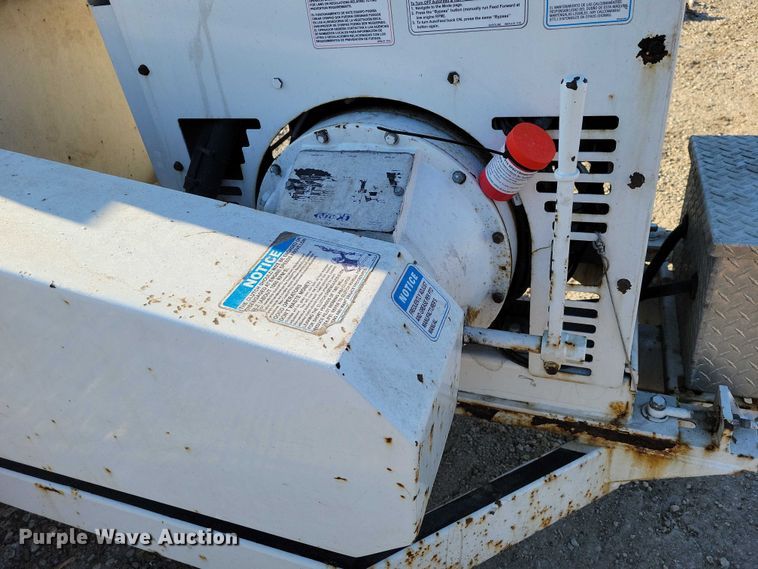 image for item NK9832 2020 Bandit wood chipper