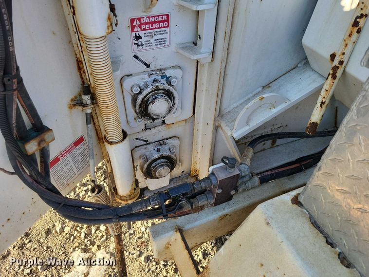 image for item NK9832 2020 Bandit wood chipper