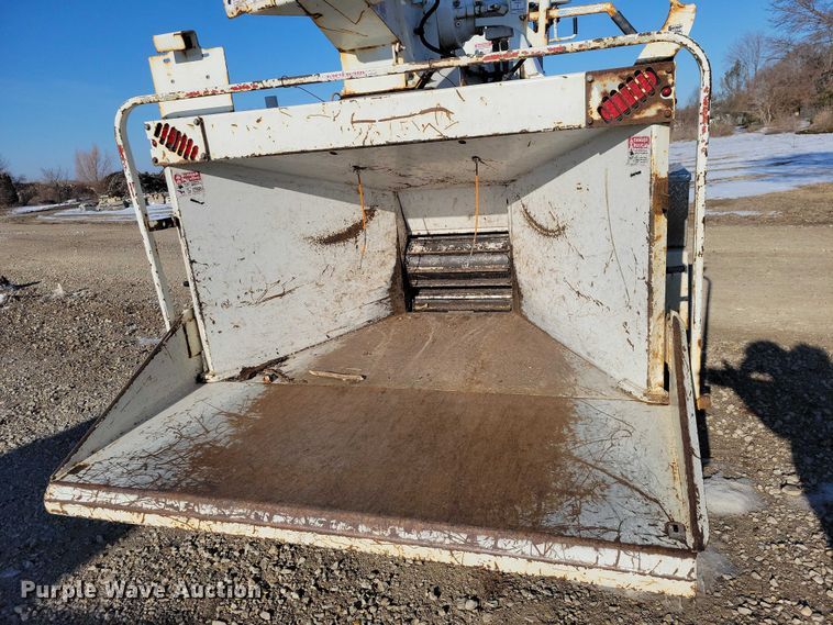 image for item NK9832 2020 Bandit wood chipper