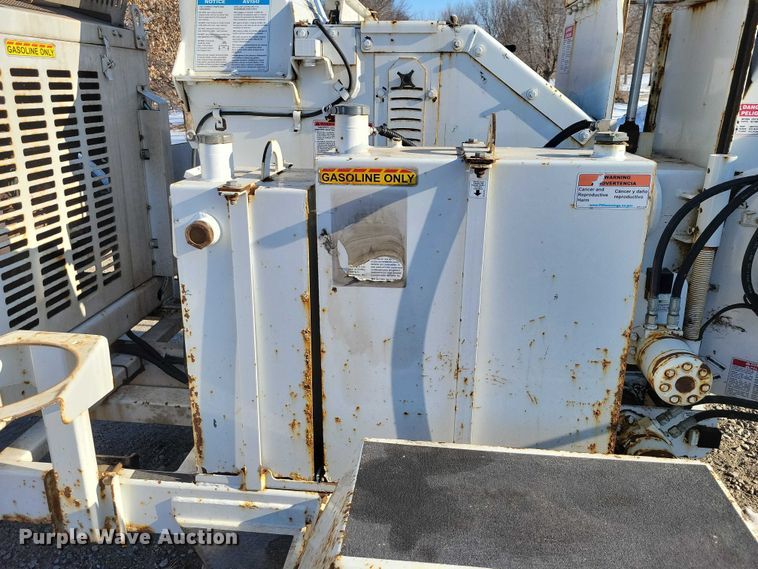 image for item NK9832 2020 Bandit wood chipper