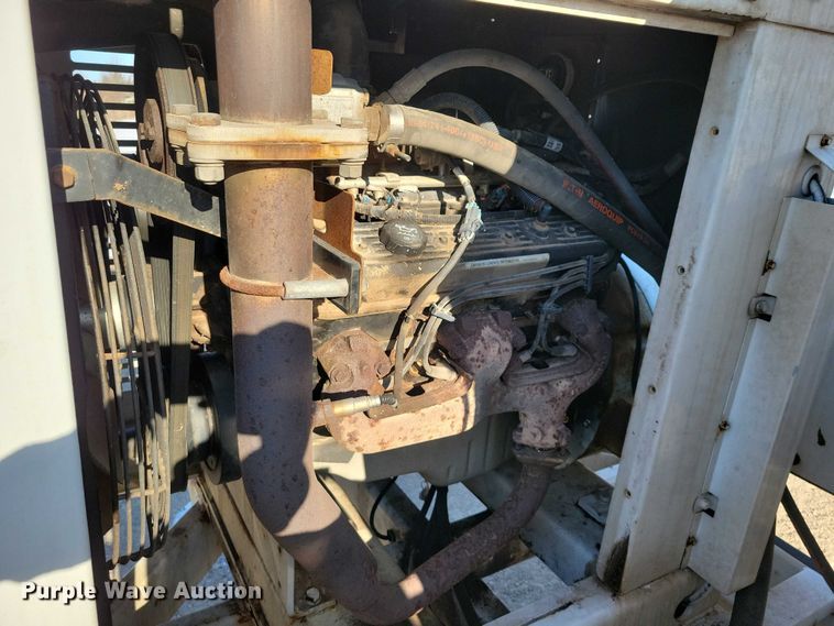 image for item NK9832 2020 Bandit wood chipper