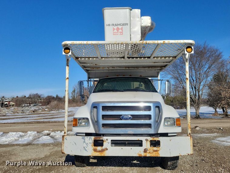 image for item NK9834 2007 Ford F750 forestry bucket truck