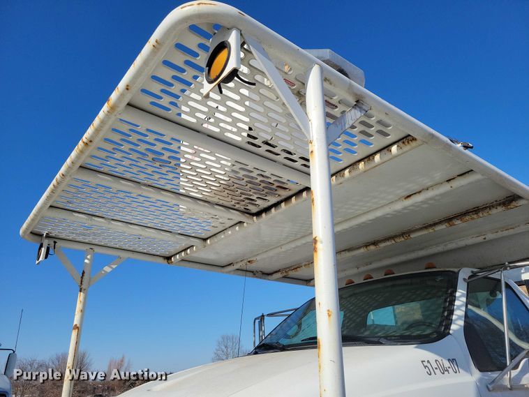 image for item NK9834 2007 Ford F750 forestry bucket truck