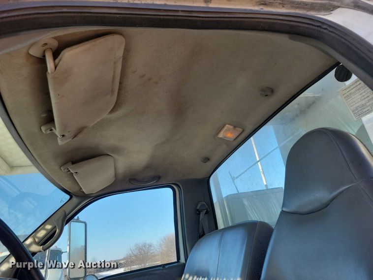 image for item NK9834 2007 Ford F750 forestry bucket truck