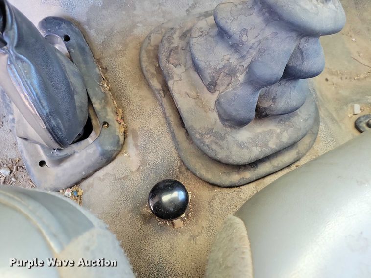 image for item NK9834 2007 Ford F750 forestry bucket truck