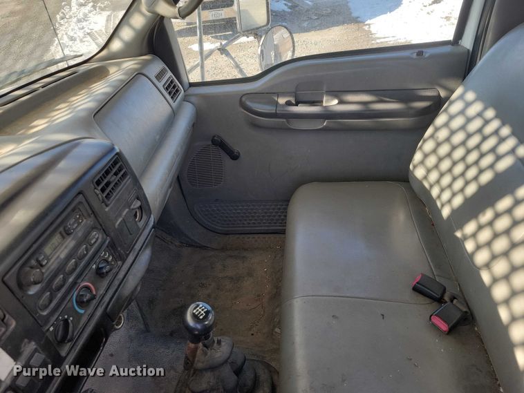 image for item NK9834 2007 Ford F750 forestry bucket truck