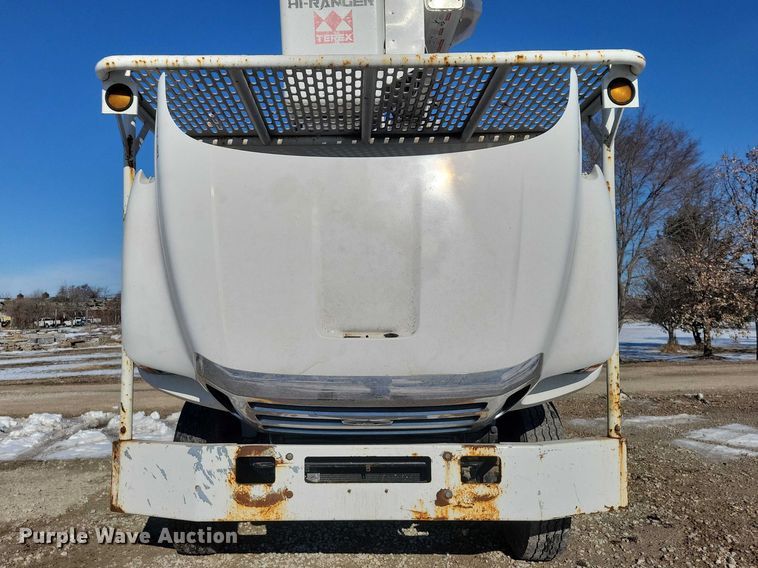 image for item NK9834 2007 Ford F750 forestry bucket truck
