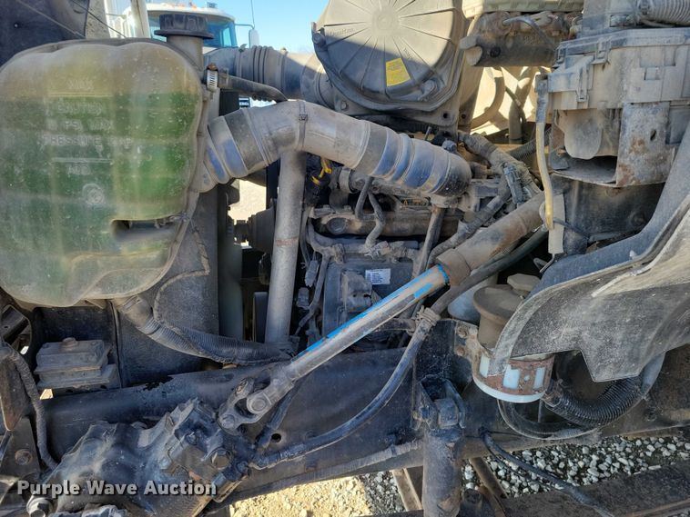 image for item NK9834 2007 Ford F750 forestry bucket truck