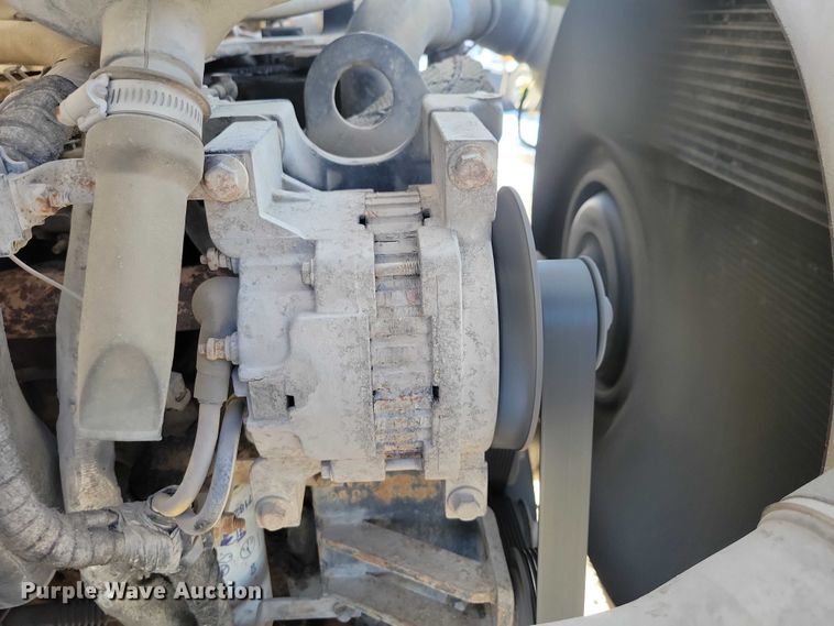 image for item NK9834 2007 Ford F750 forestry bucket truck