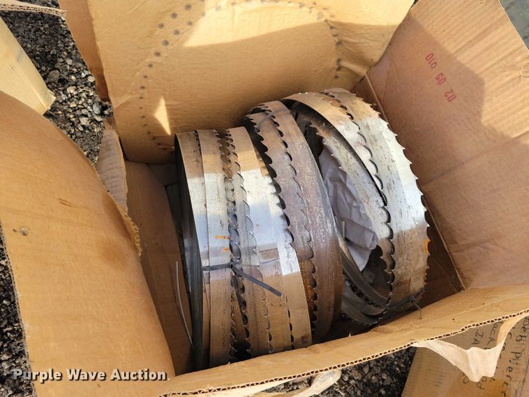 image for item NK9840 Timber King sawmill