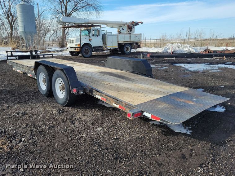 image for item NK9841 2017 PJ tilt deck utility trailer