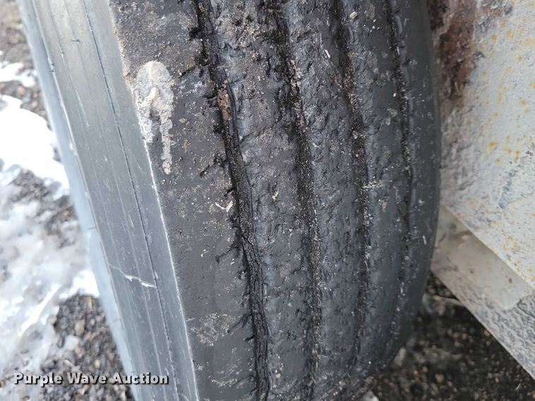 image for item NK9841 2017 PJ tilt deck utility trailer